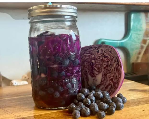 Canning Purple Cabbage and Blueberry