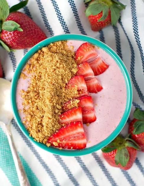 strawberry cheesecake bowl