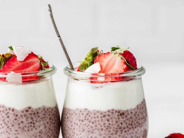 strawberry protein chia pudding cups